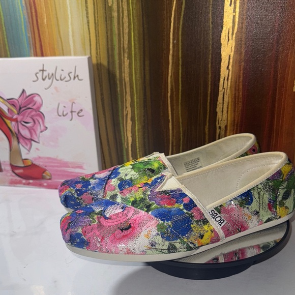 “SOLD” Bobs by Skechers Women's Multicolor Floral Loafers - Size 8.5 - Picture 4 of 8